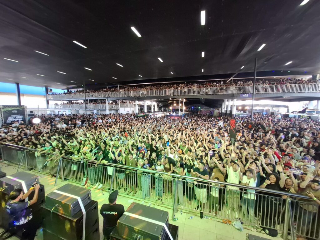 eyderrr-1024x768 TECNOGAME - Eyder Brasil mergulha no mundo geek e prestigia milhares de jovens