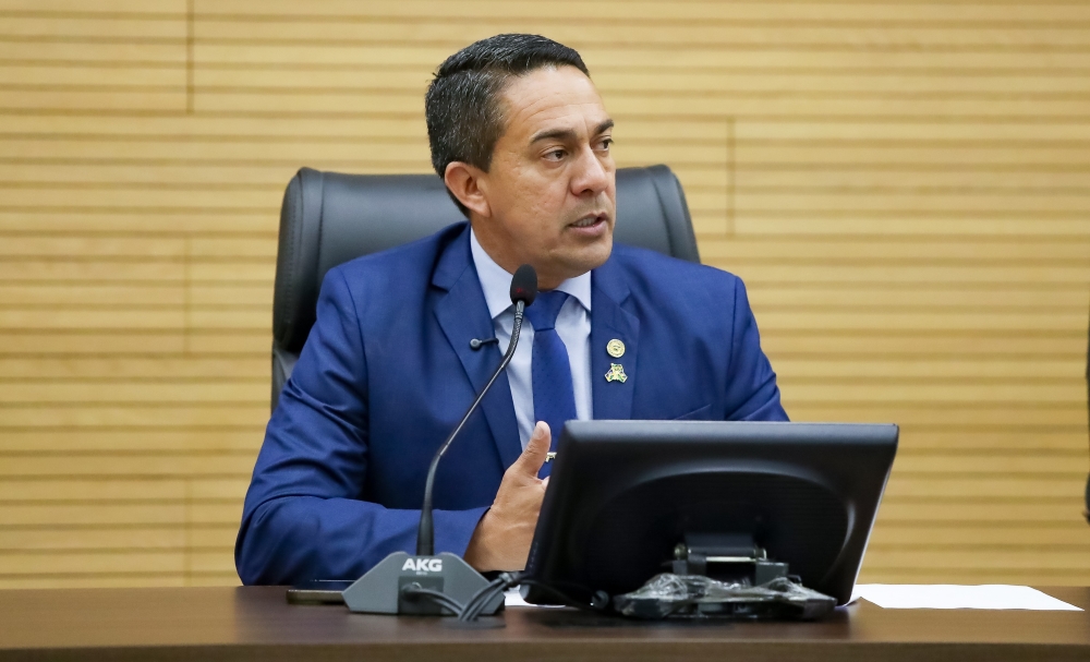 eyde PROJETO DE LEI  - Rádios e shows poderão ter cotas para artistas de Rondônia