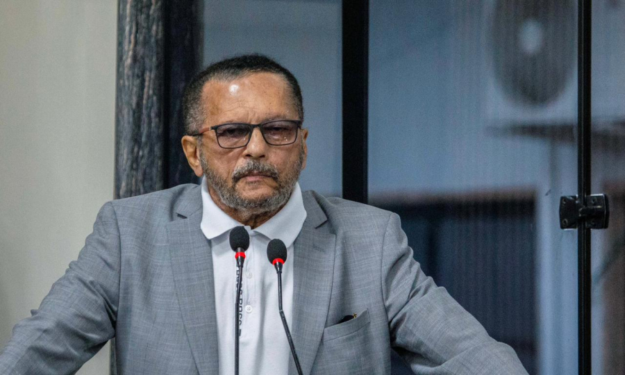 madas NA CAPITAL - Vereadores aprovam Lei que obriga psicólogos nas escolas