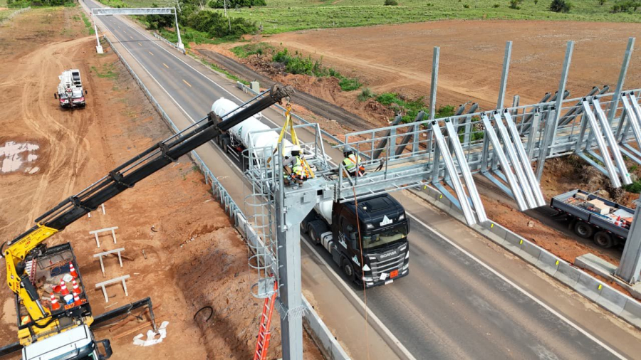 novas BALANÇA NA ESTRADA -  Nova 364 entra pesado contra caminhões acima do limite