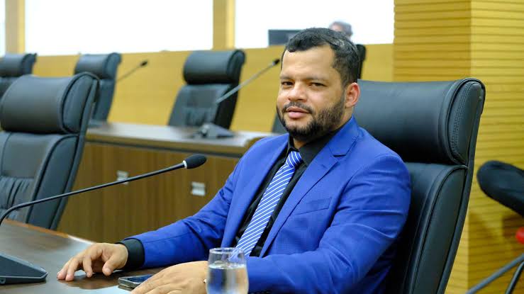 edis NO INSTAGRAM - Página é multada em R$ 7,5 mil após associar deputado a briga de assessor