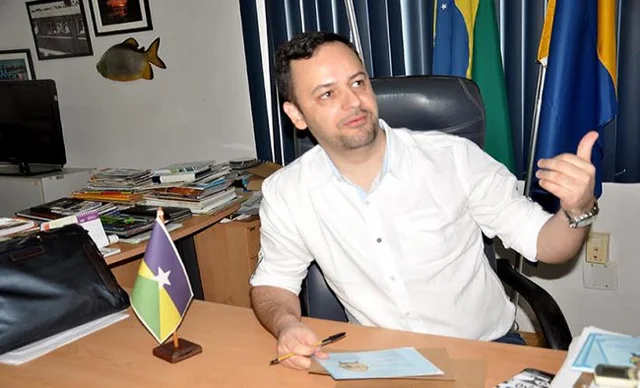 olivcar PEDIU PARA SAIR - Primeiro suplente ao Senado renuncia à candidatura em Rondônia